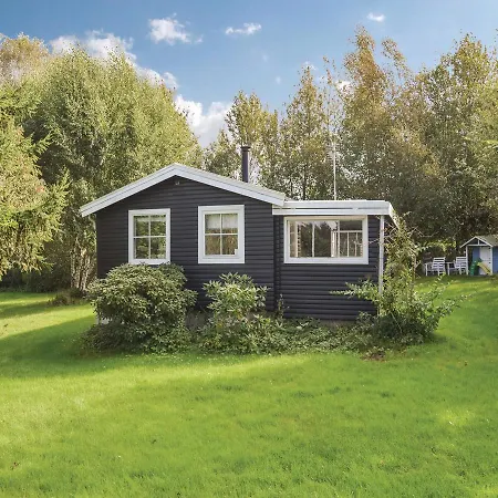 Two-bedroom Holiday In Vig